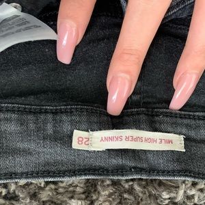 Mile high rise Levi’s Jeans